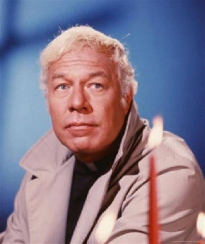 George Kennedy George Kennedy