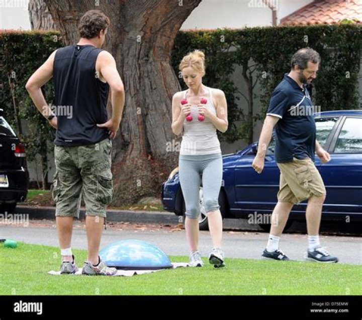 Leslie Mann Workout Routine